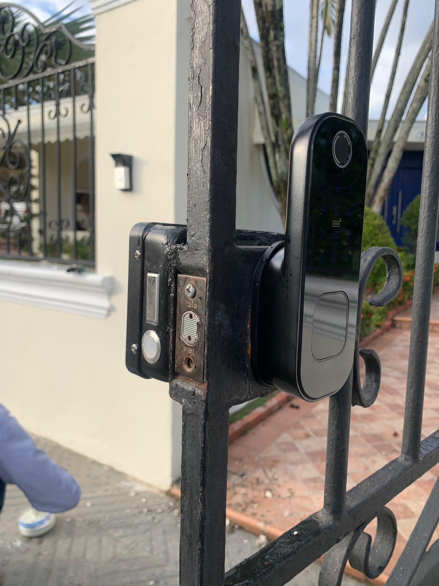 Cerradura inteligente SL1 puerta de hierro Black Edition | Smart Lock